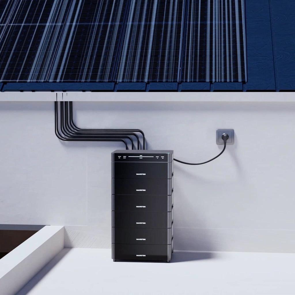 Marstek Venus D 4 MPPT-trackers voor zonnepanelen aansluiting detail